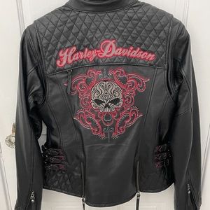 Harley Davidson leather jacket! Never been worn!